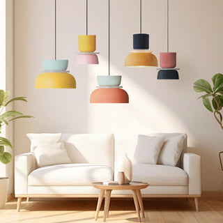 Moderne nordische minimalistische Hängeleuchten mit Farbakzenten