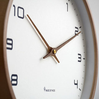 Elegante Holz Wanduhr für stilvolles Zuhaus