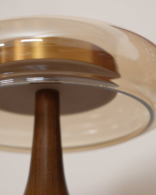 Künstlerische Glas Tischlampe mit Holzakzent