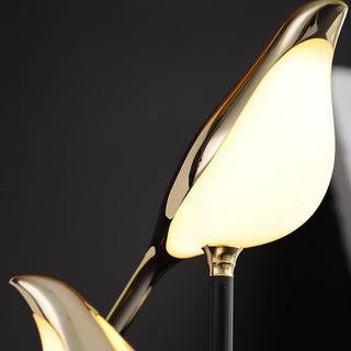 Kreative LED-Tischleuchte im Vogelstil