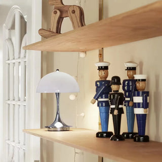 Tragbare Wiederaufladbare LED Akku Tischleuchte