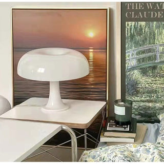 Klassische Pilzförmige LED-Nachttischlampe