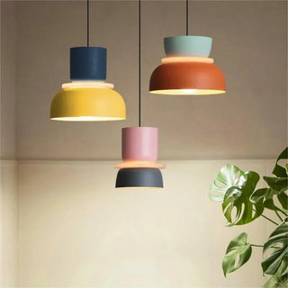 Moderne nordische minimalistische Hängeleuchten mit Farbakzenten