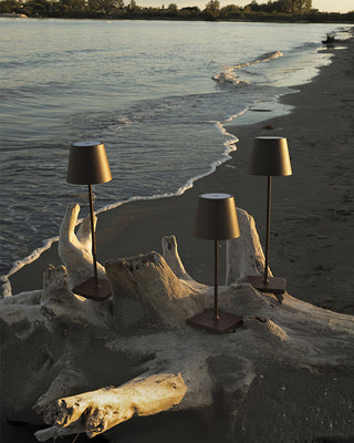 Tragbare moderne LED Schreibtischlampe