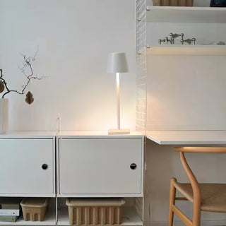 Tragbare moderne LED Schreibtischlampe