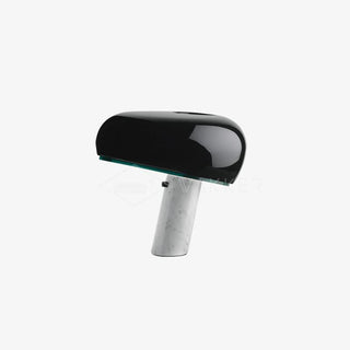 Dekorative Tischlampe mit Marmor-Details