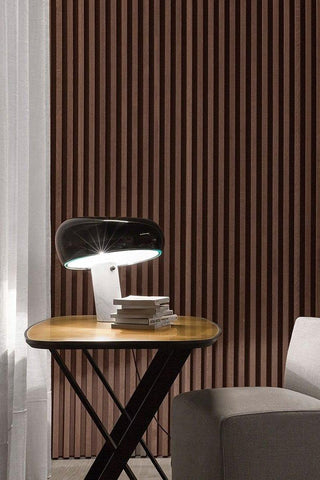 Dekorative Tischlampe mit Marmor-Details