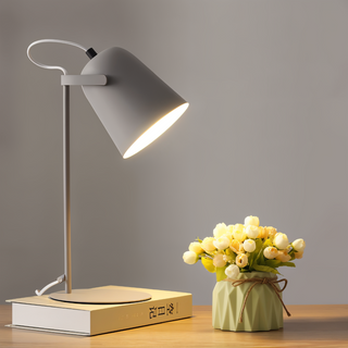 Moderne drehbare und verstellbare Schreibtischlampe